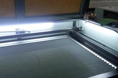 激光切割机 精密制造的核心设备