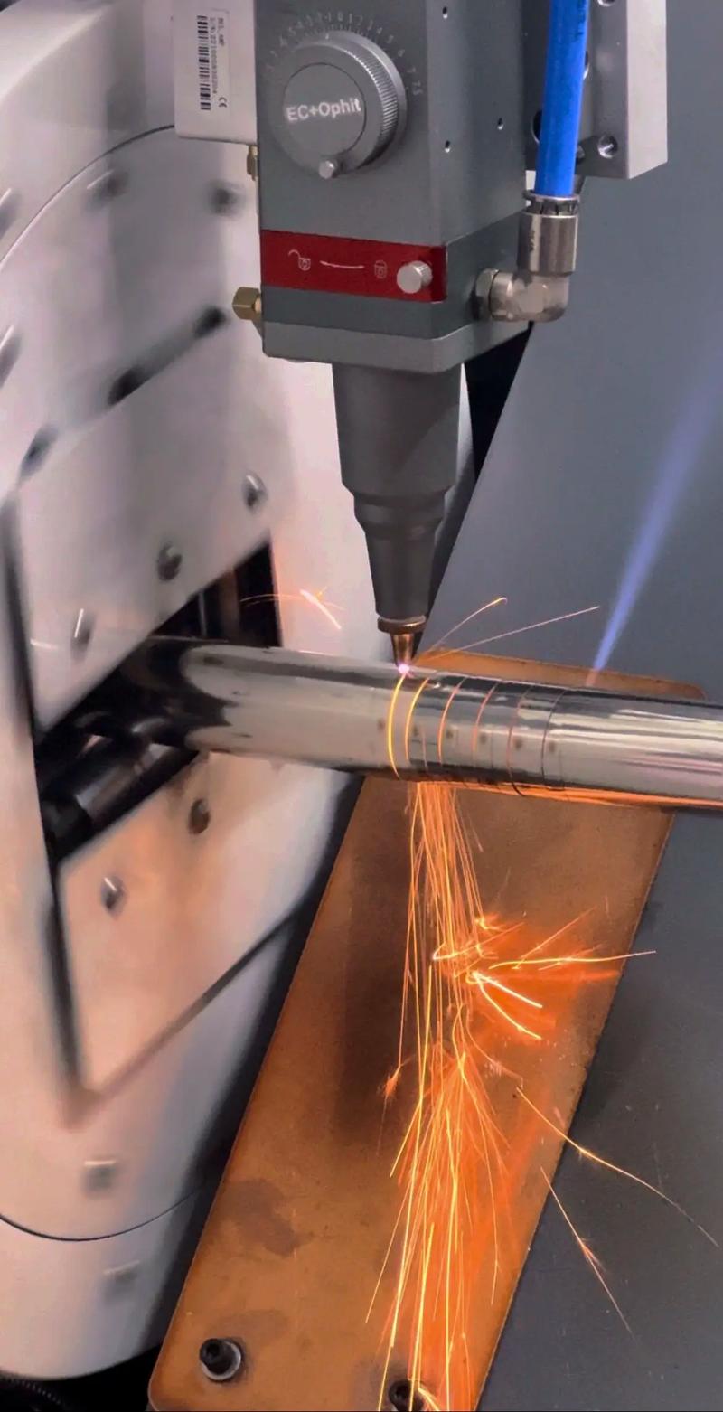 激光切割机的魅力 高效与精密的完美结合